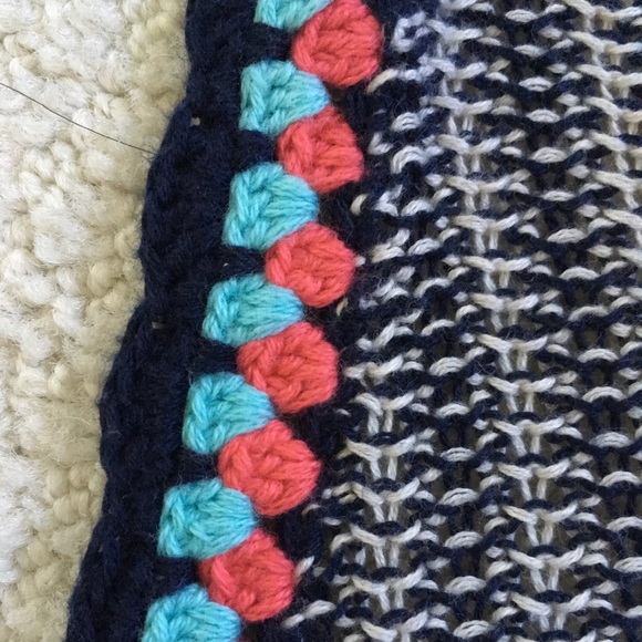 cross-back, crochet knit tunic - Picture 4 of 8